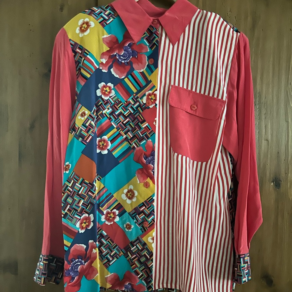 KOOS of Course Silk Pattern Play Button LS Blouse